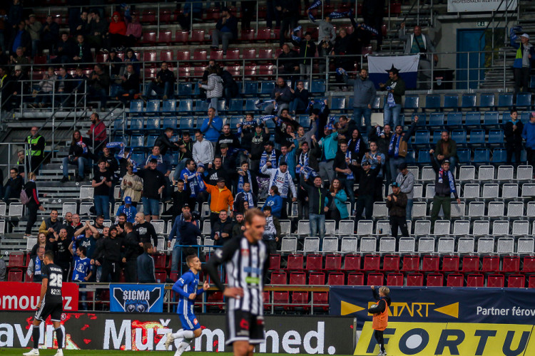 FOTOGALERIE: Sigma doma poprvé prohrála. Hanáky porazili ligoví nováčci z Českých Budějovic