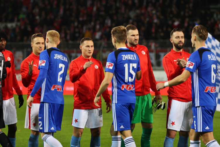 FOTOGALERIE: Sigma remizovala doma se Slavií 0:0, ta ztratila body poprvé po osmi zápasech