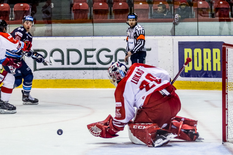 FOTOGALERIE:  Liberec skolil na domácím ledě Moru gólem v poslední minutě