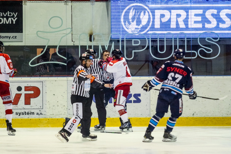 FOTOGALERIE:  Liberec skolil na domácím ledě Moru gólem v poslední minutě