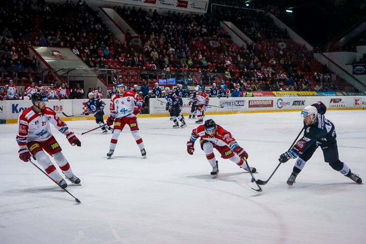 FOTOGALERIE: Mora ukázala bojovnost, přesto s Plzní padla v nájezdech