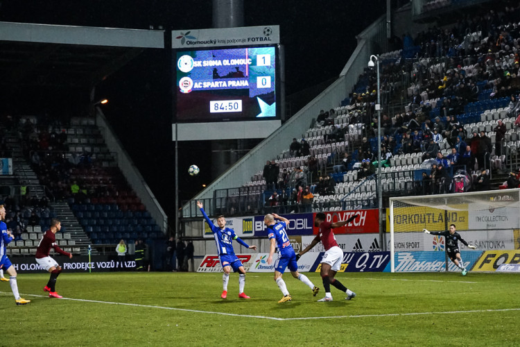 FOTOGALERIE: Podívejte se na fotky z vítězného zápasu Sigmy se Spartou