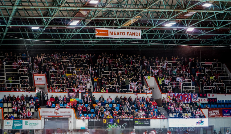 FOTOGALERIE: Hokejisté Olomouce si zajistili konečné sedmé místo v tabulce