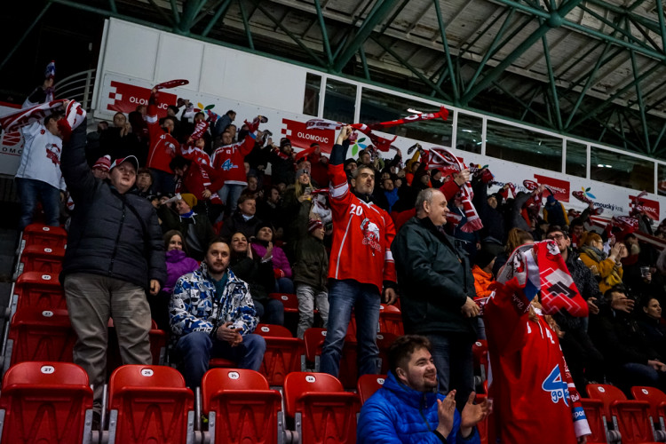 FOTOGALERIE: Hokejisté Olomouce si zajistili konečné sedmé místo v tabulce