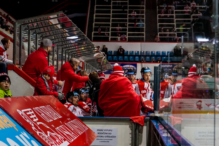 FOTOGALERIE: Hokejisté Olomouce si zajistili konečné sedmé místo v tabulce