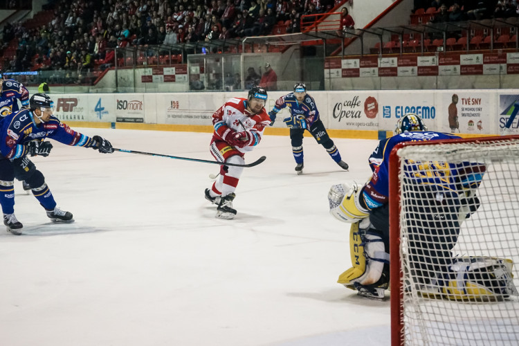 FOTOGALERIE: Hokejisté Olomouce v úvodním zápase předkola nadělili ševcům bůra! Takto vypadal zápas