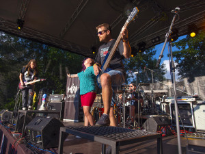 FOTOGALERIE: Divokej Bill zavítal před S-klub v Olomouci. V pátek zde vystoupí Vyspaná fixa
