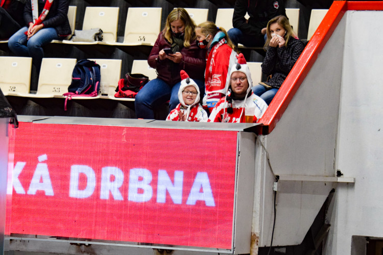 FOTOGALERIE: Hanáci poprvé doma vyhráli! Knotek vstřelil dvě branky