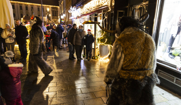 Démonická Krampus show v centru Olomouce