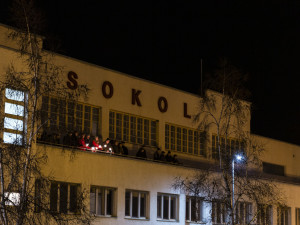 V Přerově přivítali rok 2022 tradičním ohňostrojem u řeky Bečvy