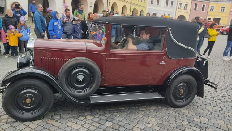 FOTOGALERIE: Jízda veteránů z Přerova na Helfštýn