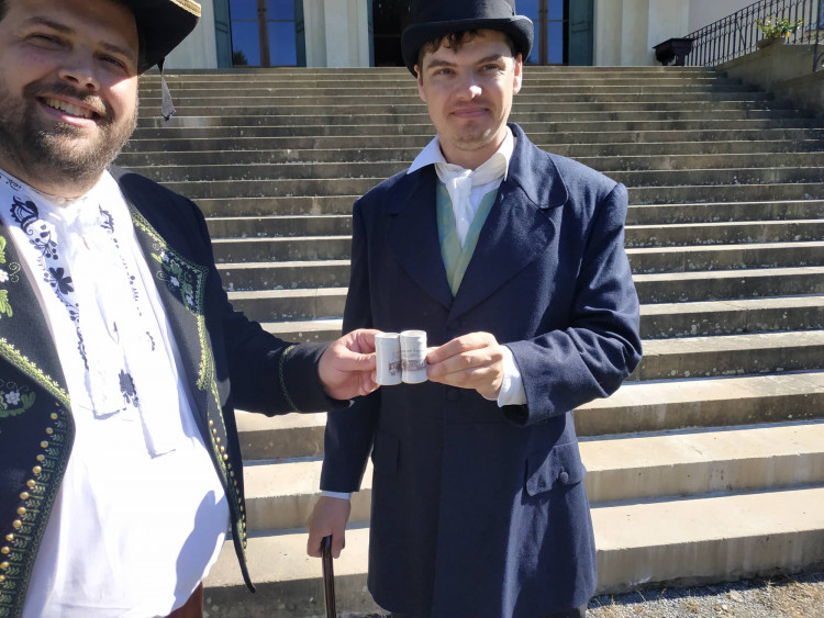 FOTOGALERIE: Zámecky sečeni lóke v Čechách pod Kosířem