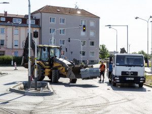 Stavba tramvajové trati v Olomouci pokračuje, v provozu má být od listopadu
