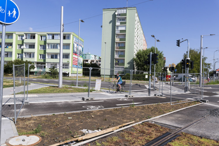 Stavba tramvajové trati v Olomouci pokračuje, v provozu má být od listopadu