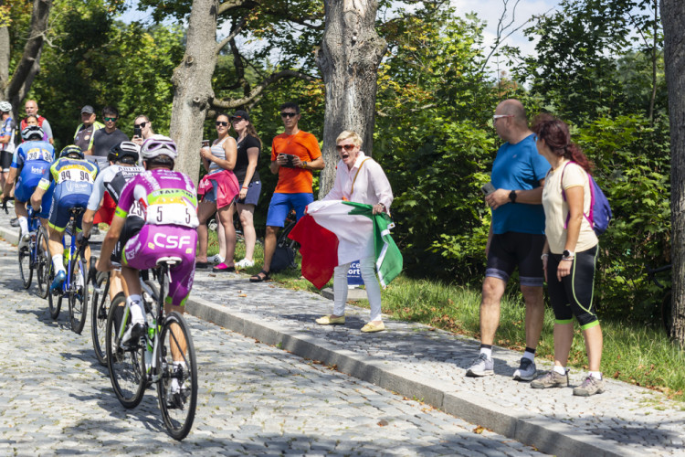 Závěrečná etapa Sazka Tour přinesla do Šternberku vrcholnou cyklistiku
