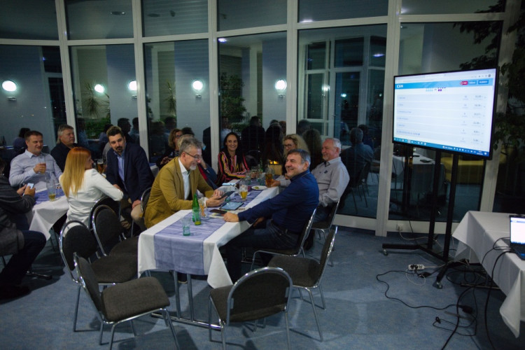 VOLBY 2022: Jak přicházejí výsledky. Volební štáby politických stran v Olomouci