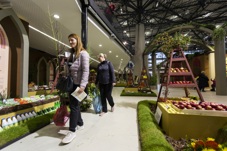 FOTOGALERIE: Podzimní etapa Flory oslavuje úrodu i přínos vědy