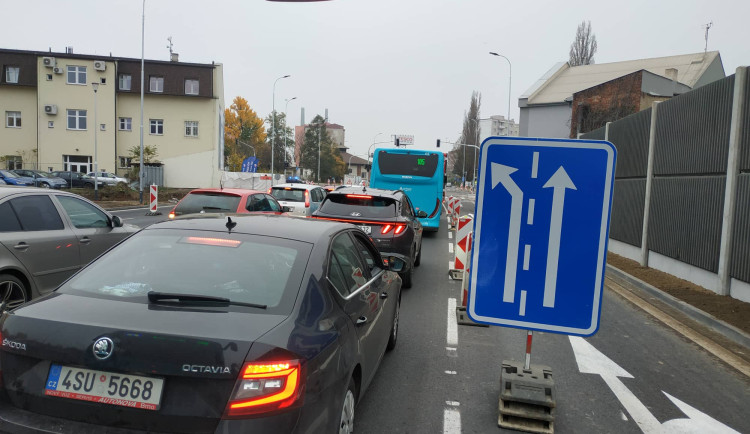 FOTOGALERIE: Přerovský průpich začal sloužit motoristům