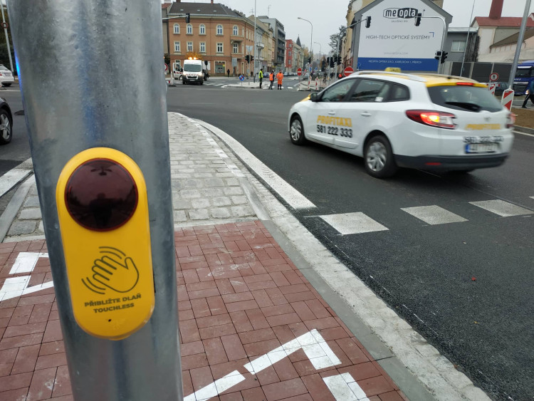 FOTOGALERIE: Přerovský průpich začal sloužit motoristům