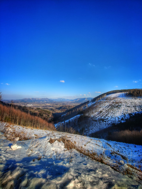 FOTOGALERIE: Velký Javorník v létě i v zimě