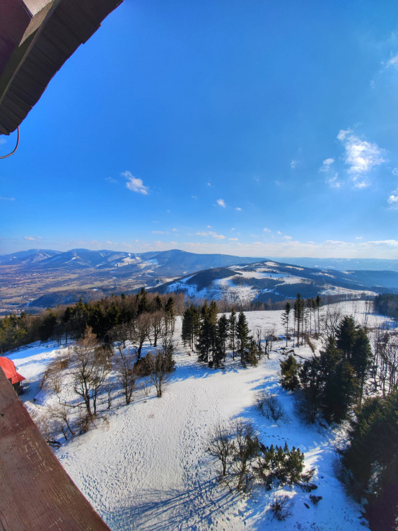FOTOGALERIE: Velký Javorník v létě i v zimě