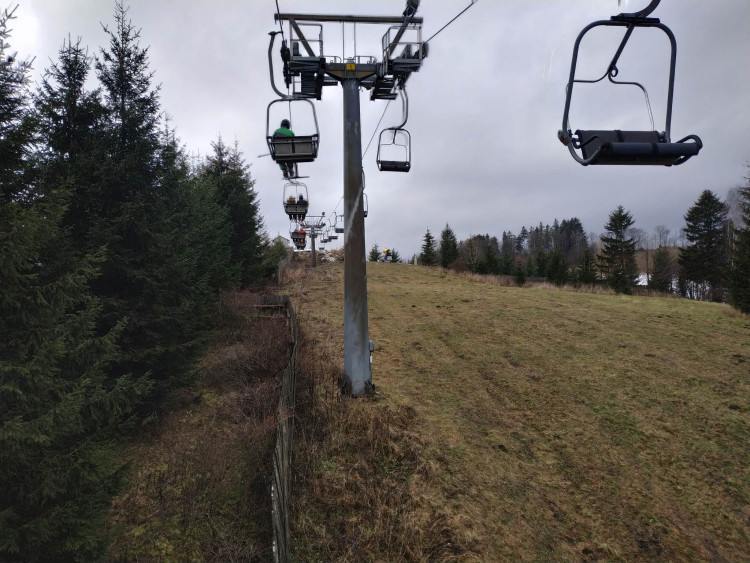 FOTOGALERIE: První lyžování v Branné