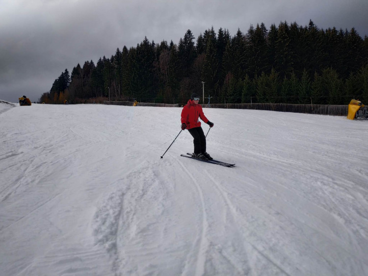 FOTOGALERIE: První lyžování v Branné